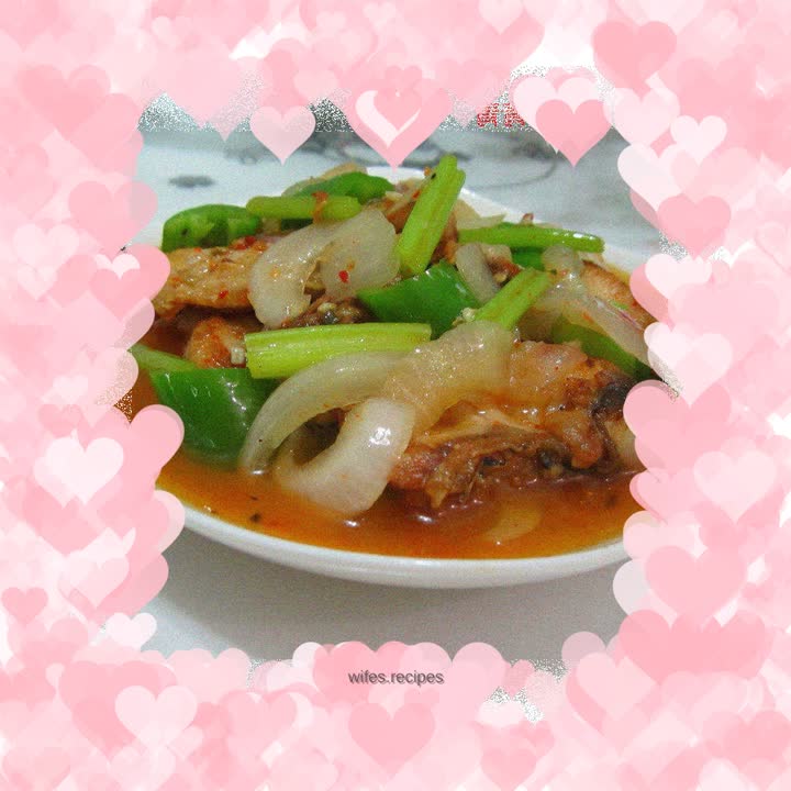 Boiled fish with celery and onion