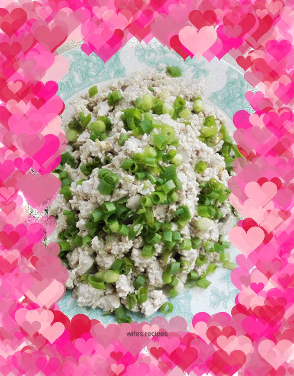 Tofu mixed with green onions