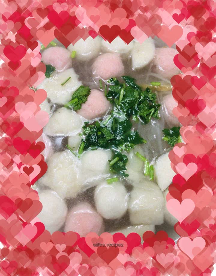 Fish ball and shredded radish soup