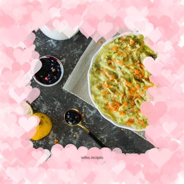 Creamy Green Roasted Pimento Cheese Pasta Sauce