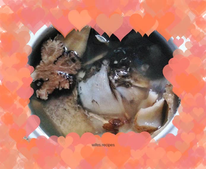 Treat headaches—Gastrodia Chuan Gong Angelica and Fish Head Soup