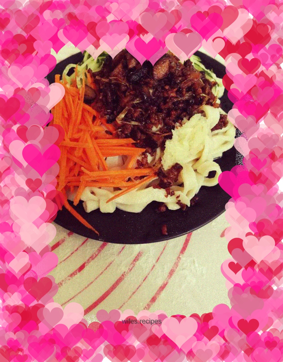 Purely hand-made fried noodles