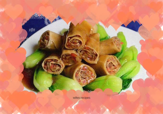 Steamed beancurd skin rolls