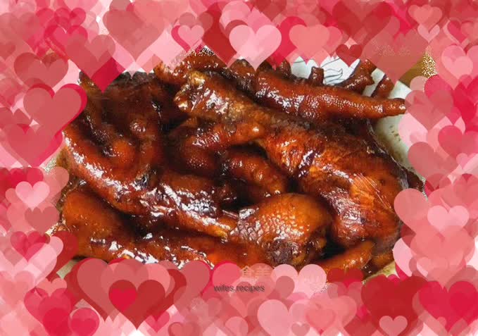 Braised chicken feet and drumsticks