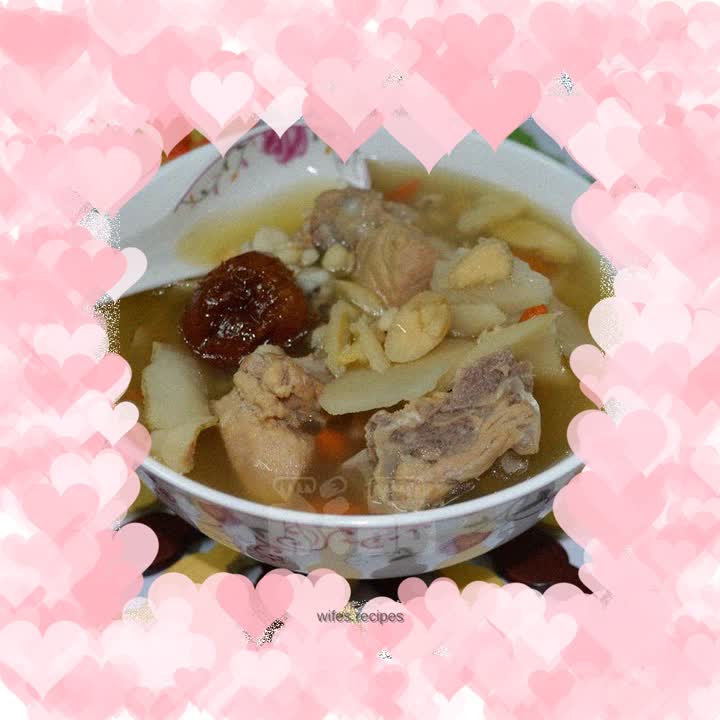 Cool and refreshing braised pork ribs