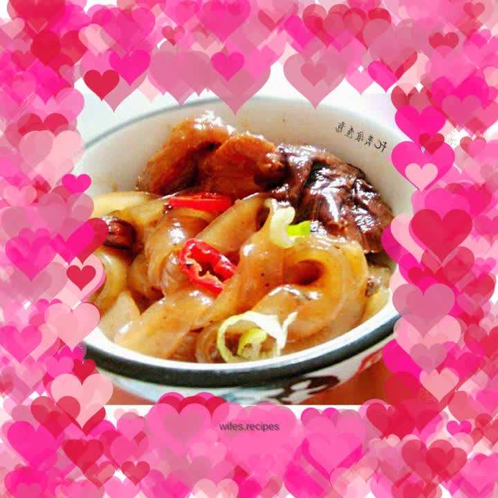 Chicken and mushroom stewed vermicelli