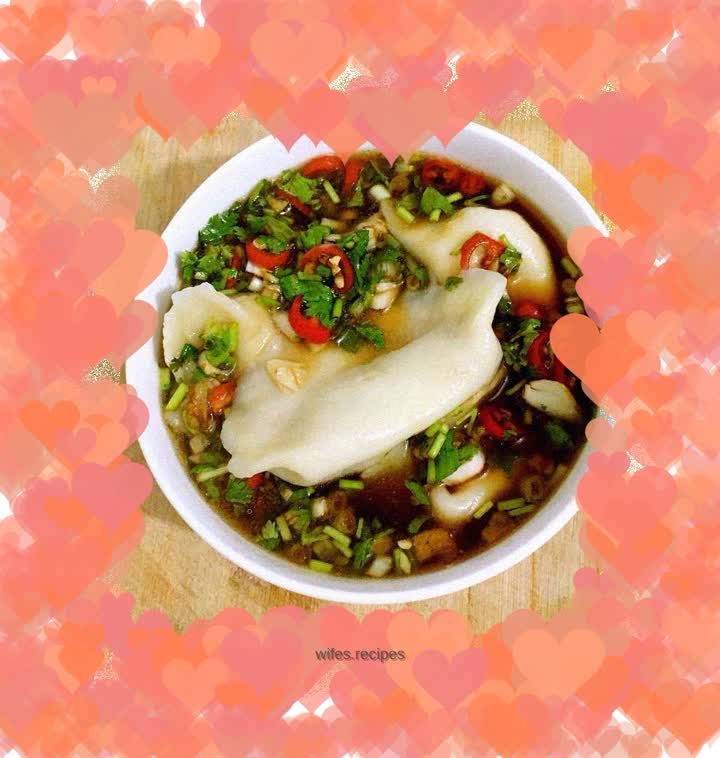 Dumplings in sour soup