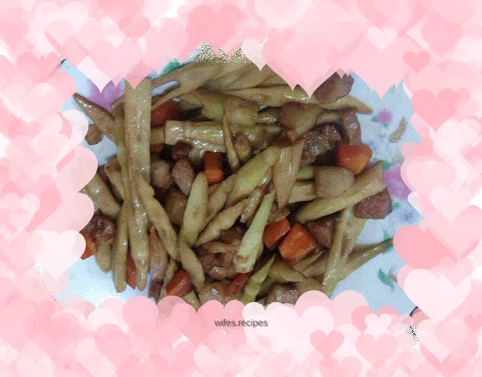 Stir-fried bamboo shoots with diced pork