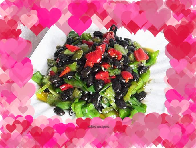 Stir-fried black beans with colored peppers