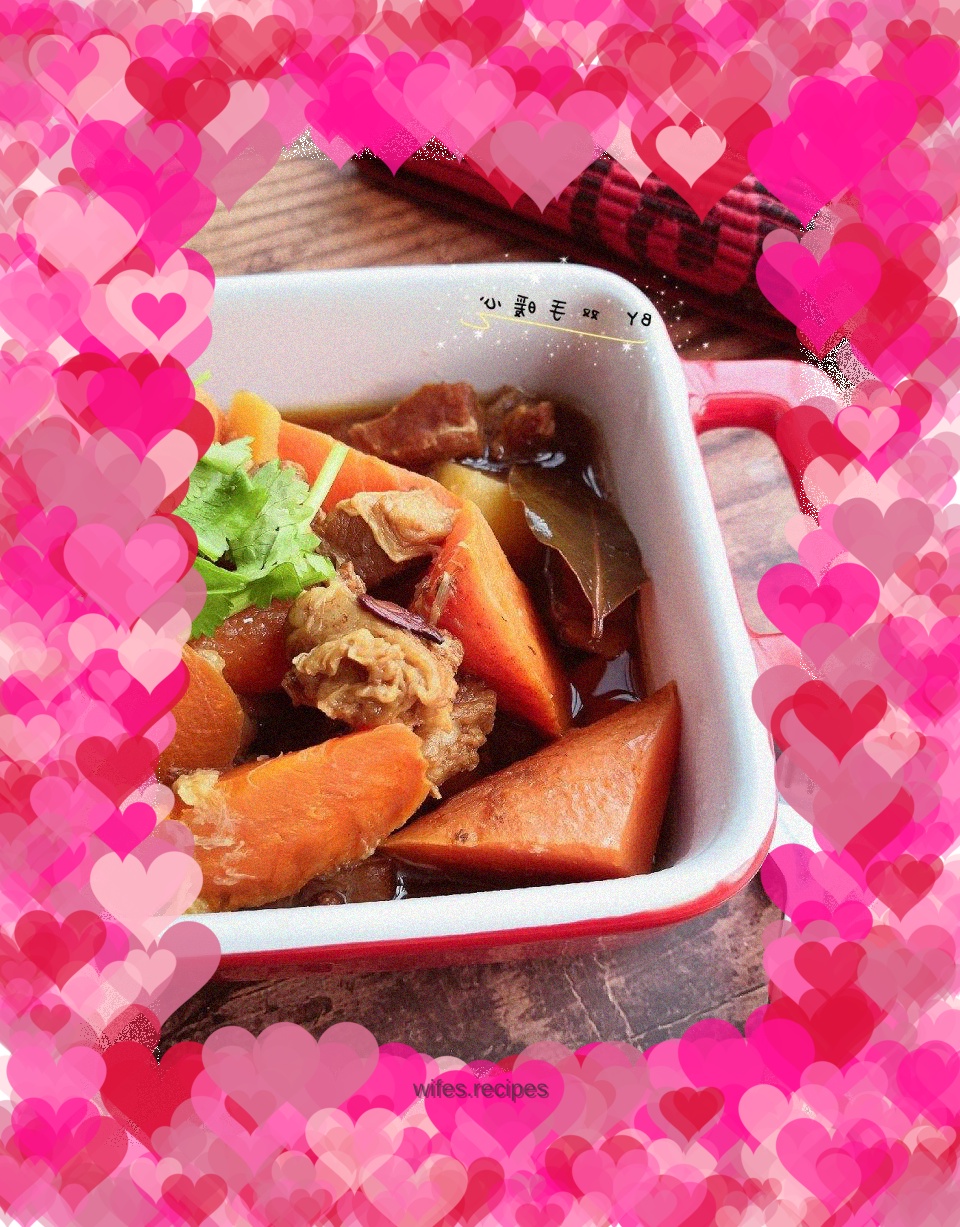 Braised Beef Brisket with Potatoes and Carrots