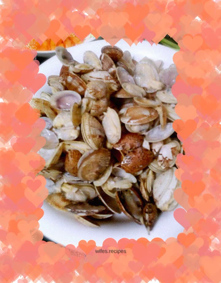 Steamed clams with original sauce