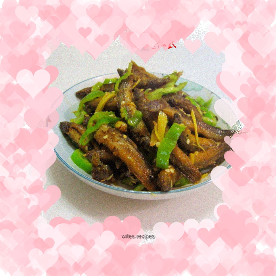 Fried loach with green pepper