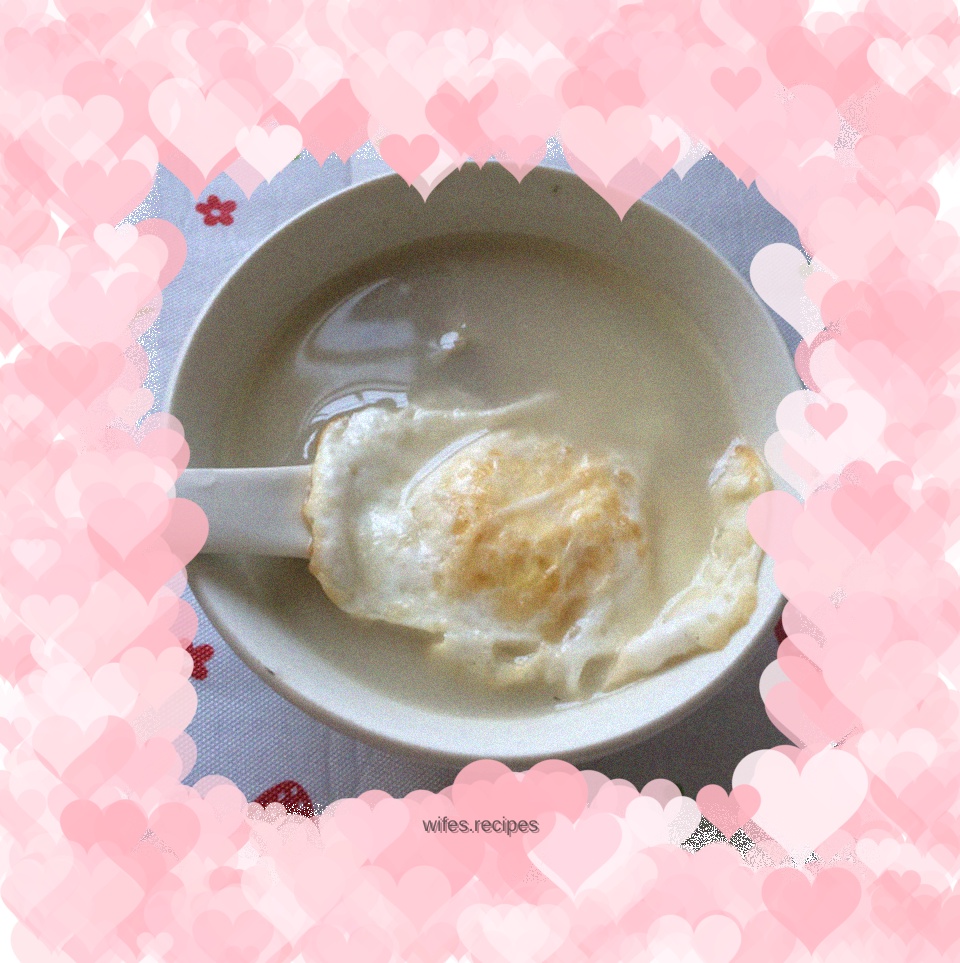 Crucian carp egg soup