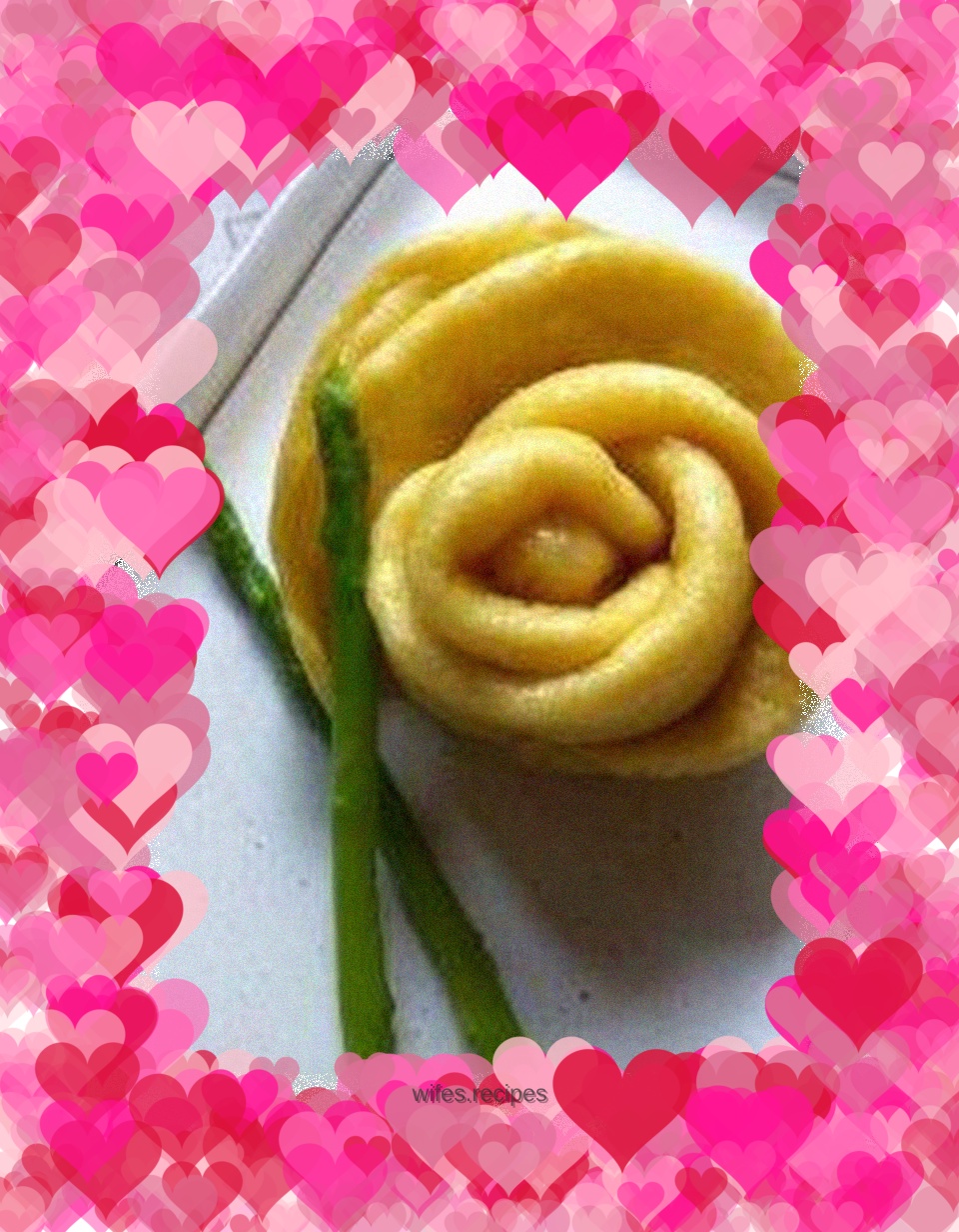 Yellow Rose Roll
