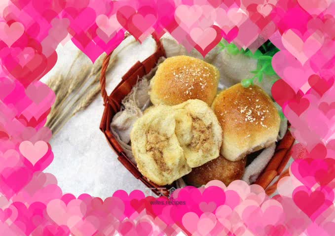 Light cream coconut meat soft bread