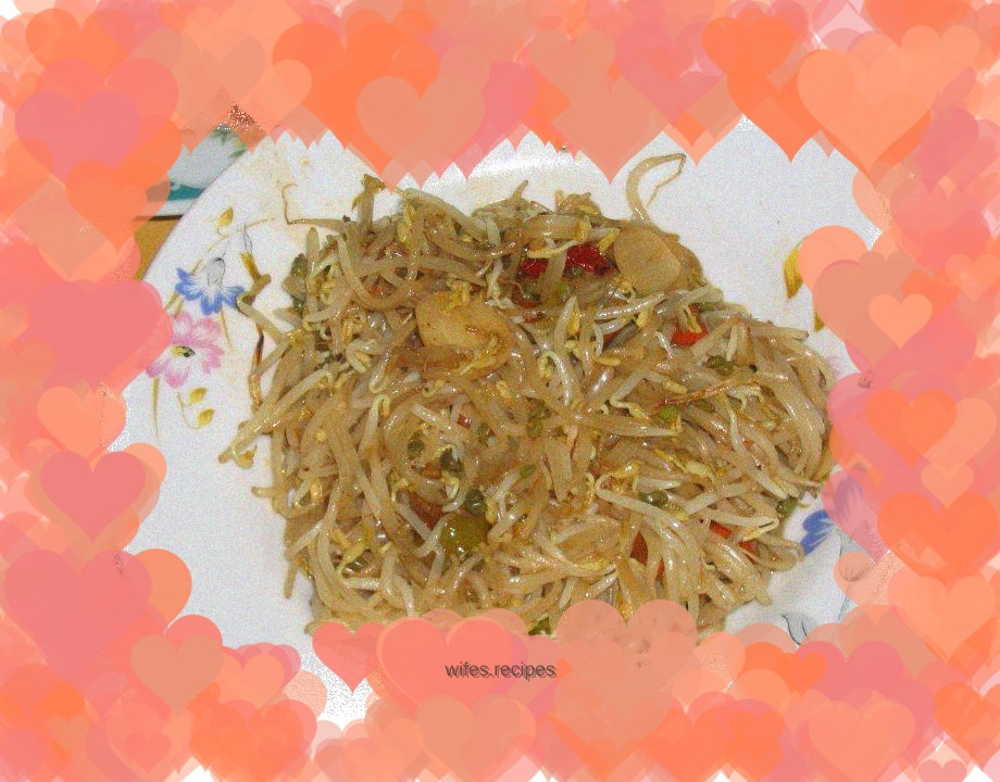 Hot and sour bean sprouts