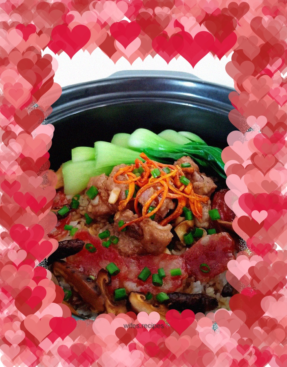 Pork Ribs and Sausage Claypot Rice