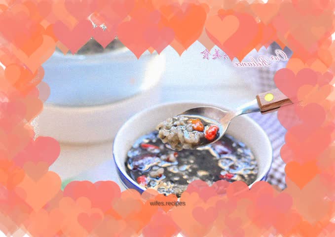 Healthy pot of blood-tonifying and qi-tonifying porridge