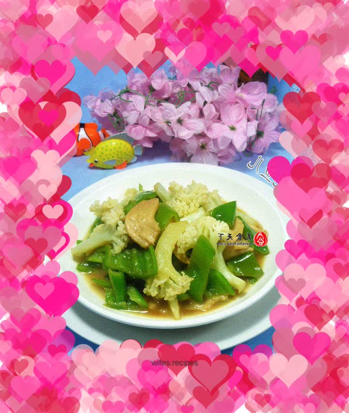 Sautéed Chili Peppers with Cauliflower and Soy Protein