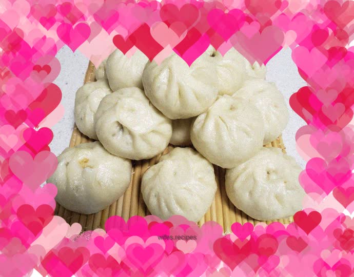 White radish and pork buns