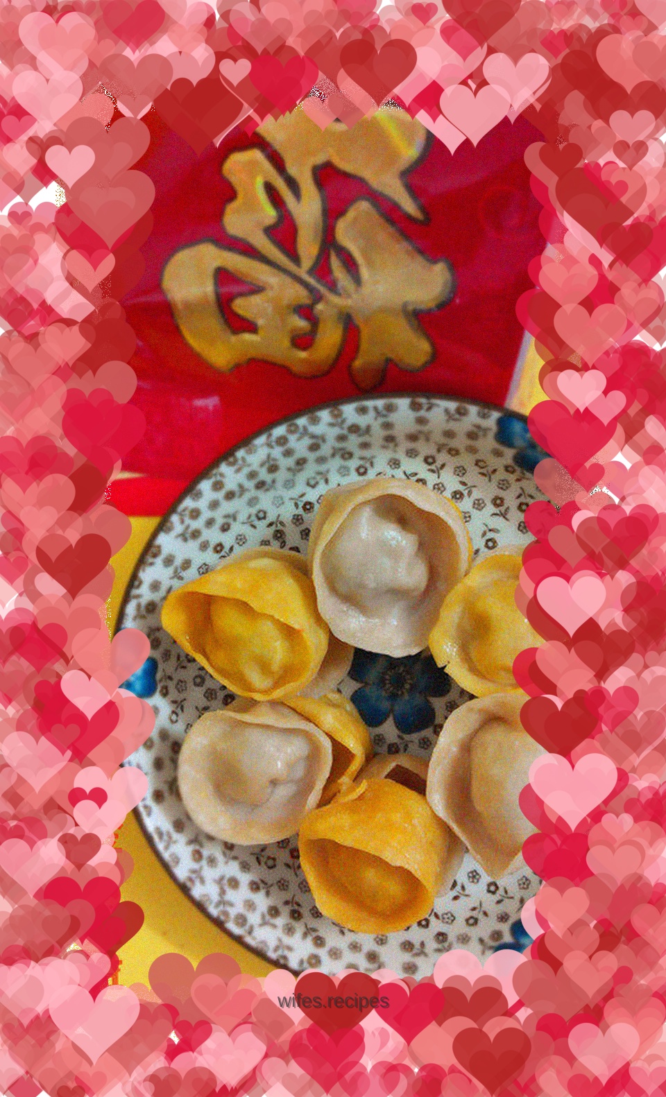 The second good luck from eating - a plate full of gold and silver