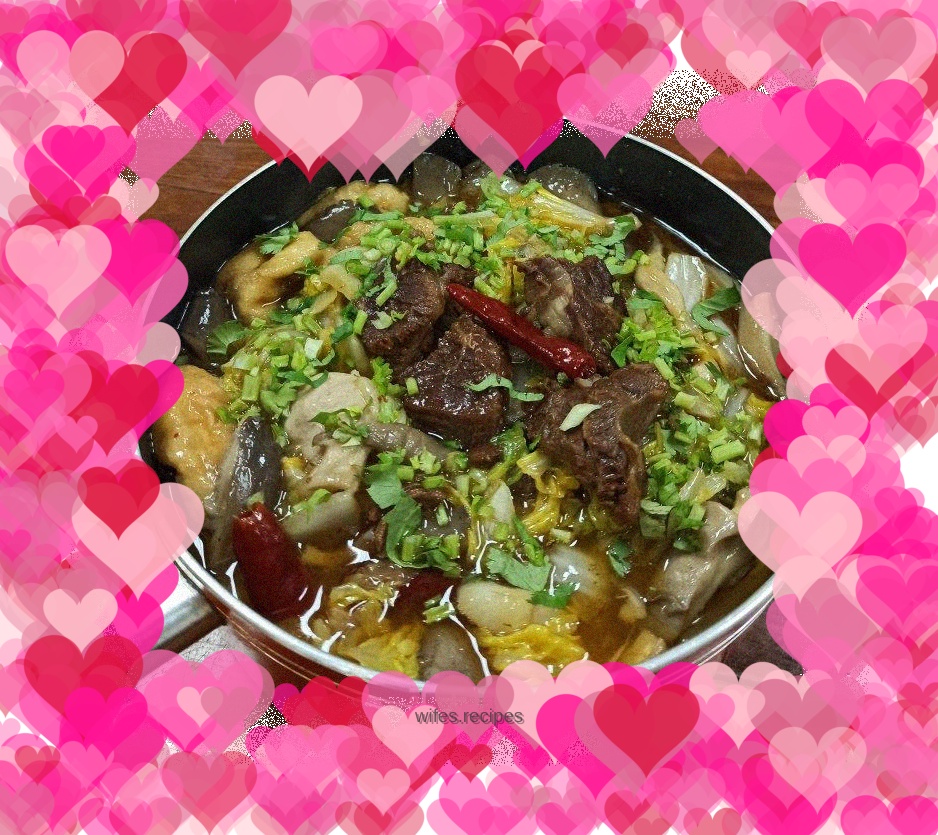 Braised beef brisket with cabbage and oyster mushrooms