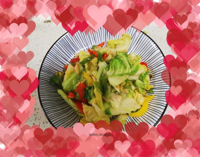 Stir-fried hand-shredded cabbage