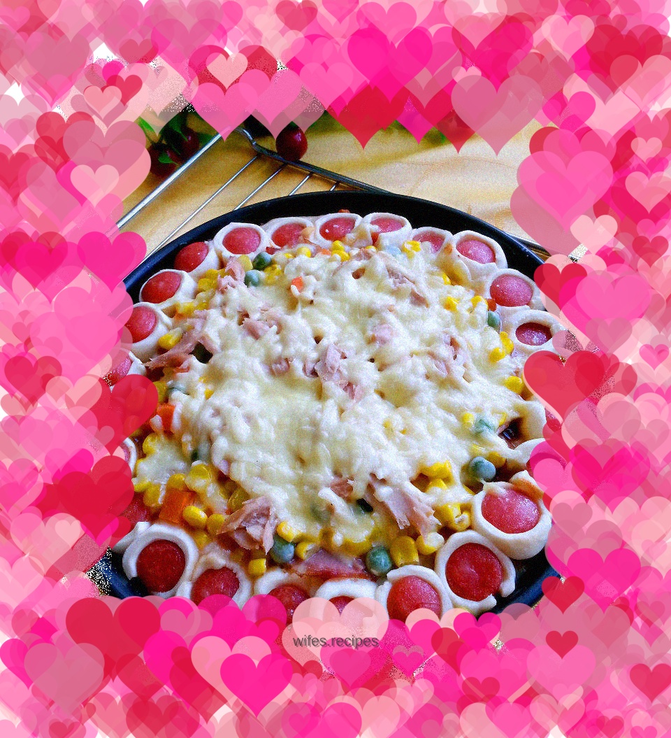 Corn Bacon Tuna Pizza