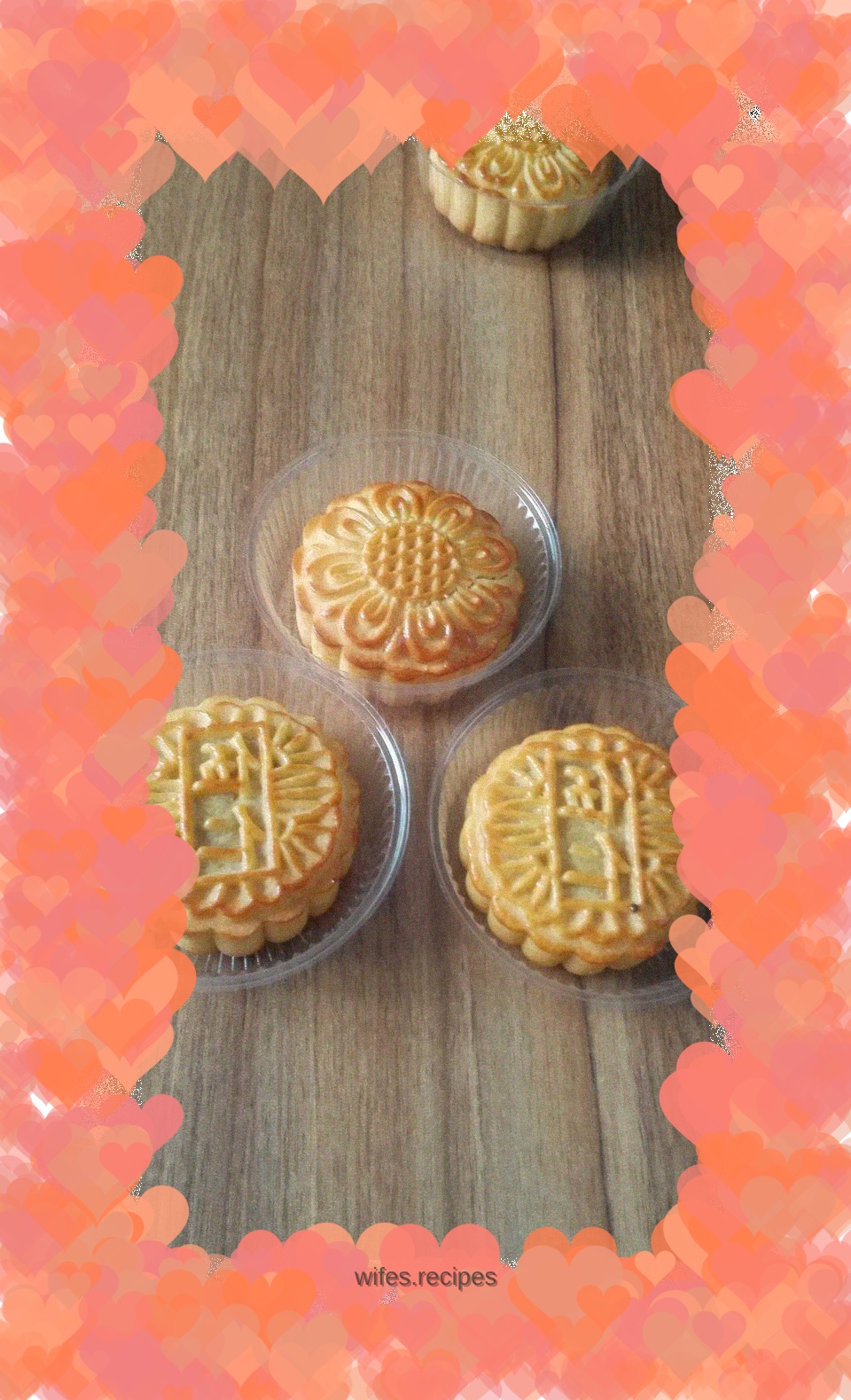 Cantonese traditional five-nut mooncake