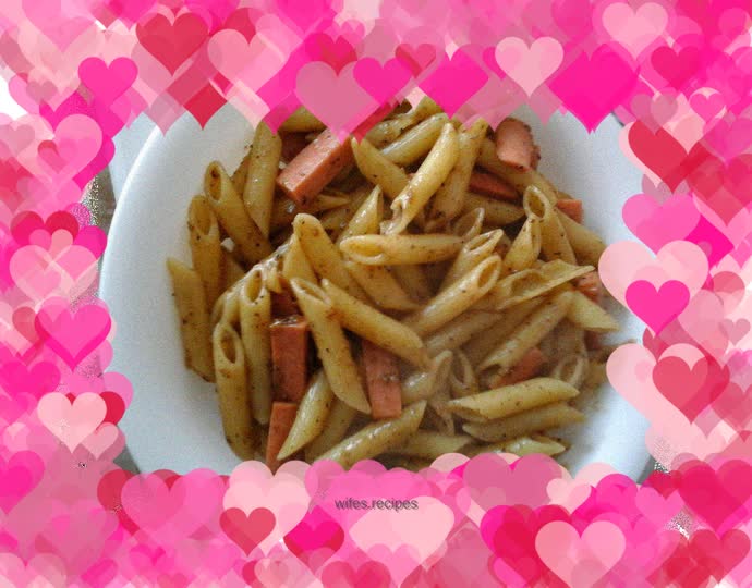 Black pepper and ham pasta