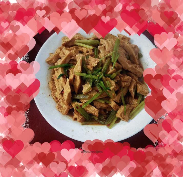 Stir-fried dried orchids with celery