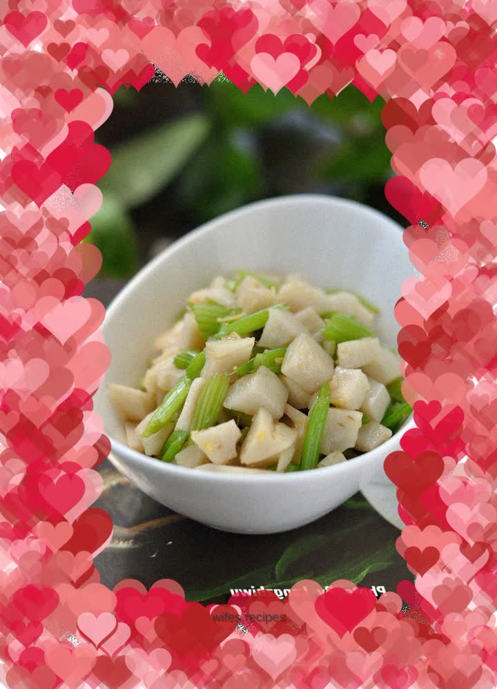 Ding celery and lotus root