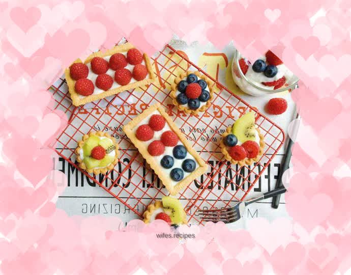 Colorful fruit yogurt tart