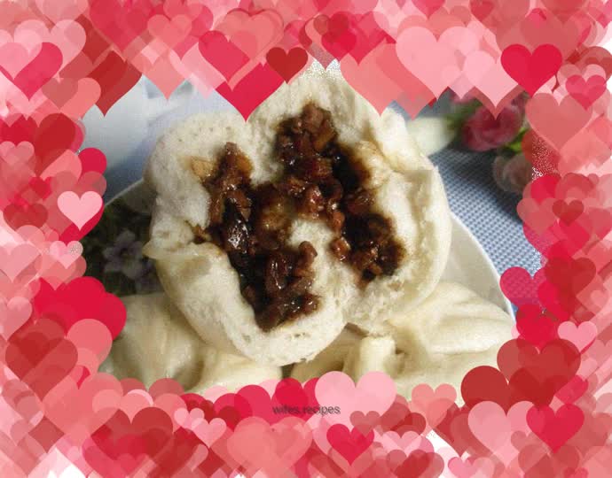 Pork buns with dried mushrooms and bamboo shoots