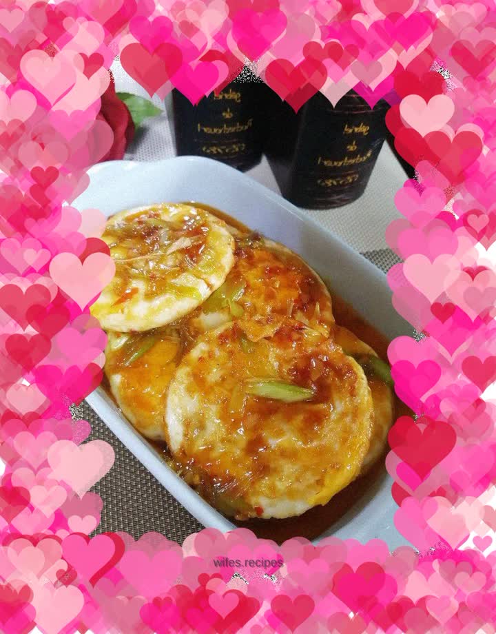 Grilled Poached Eggs in Chili Sauce