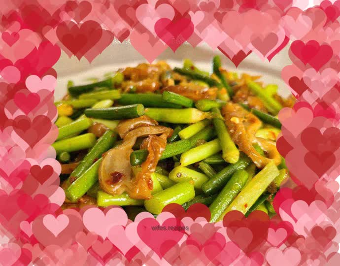 Stir-fried braised large intestine with garlic