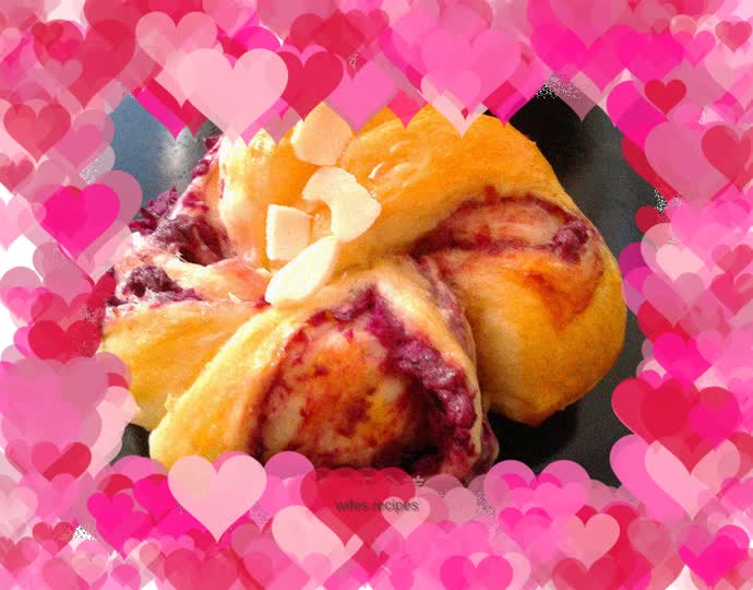 Purple sweet potato rolls