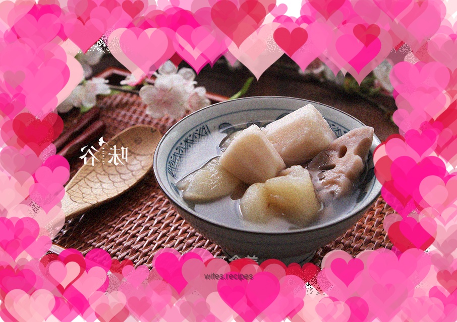 Pear, lotus root and water chestnut soup