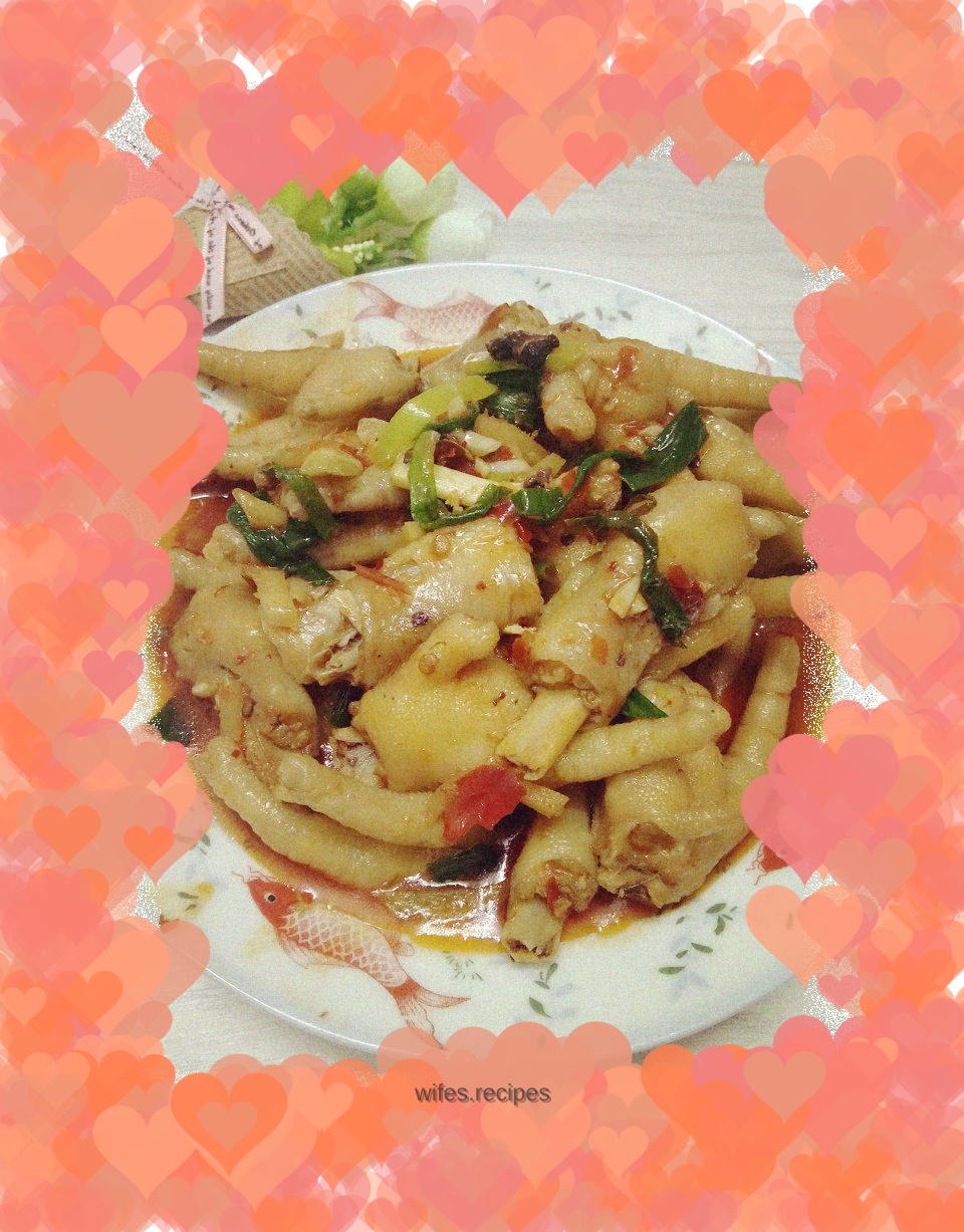 Braised chicken feet