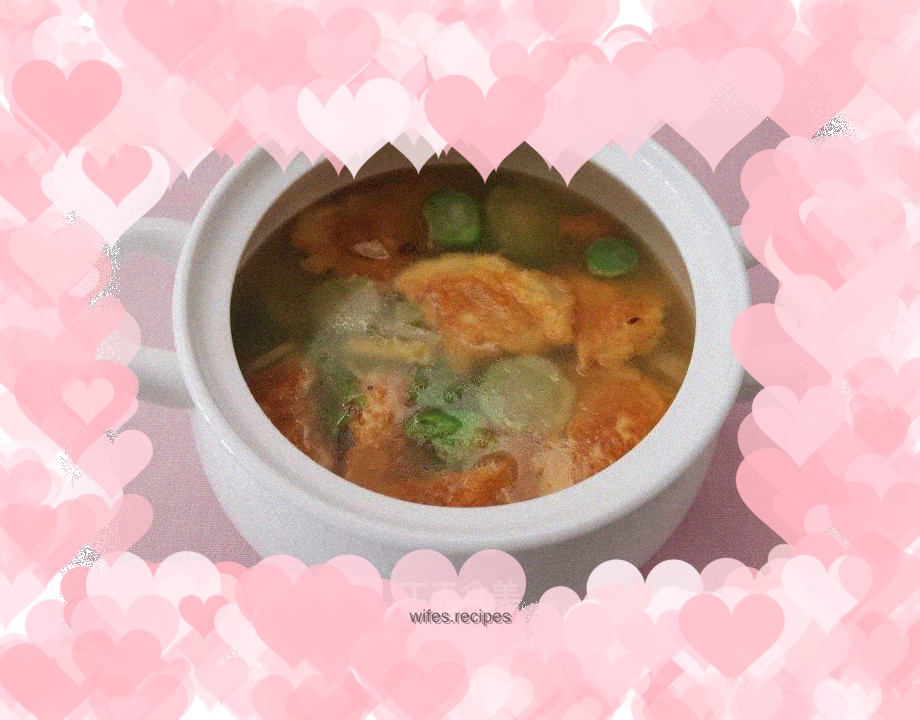 Egg dumpling vegetable soup