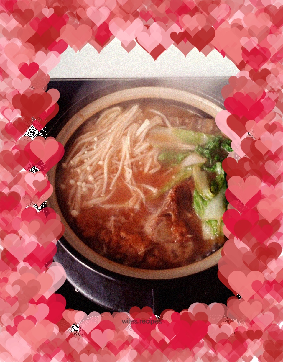 Tomato braised pork ribs