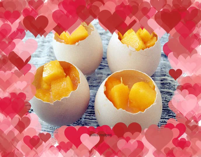 Egg shell mango pudding
