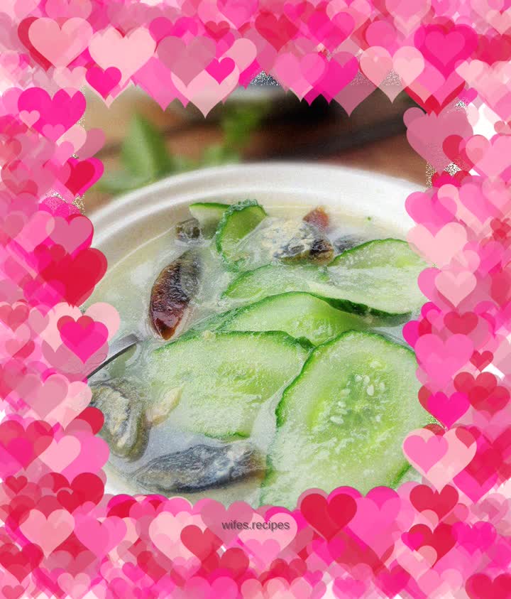 Cucumber and preserved egg soup