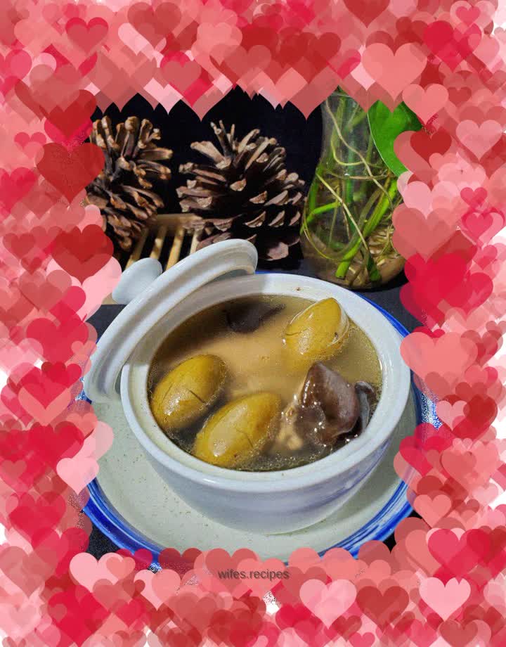 Olive black fungus stewed chicken soup