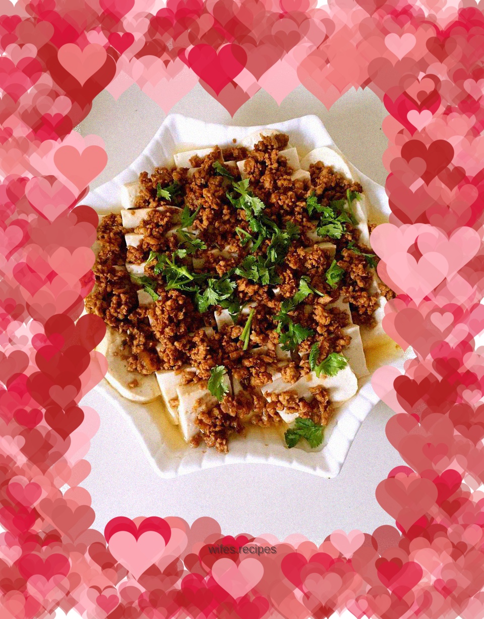 Steamed tofu with minced meat