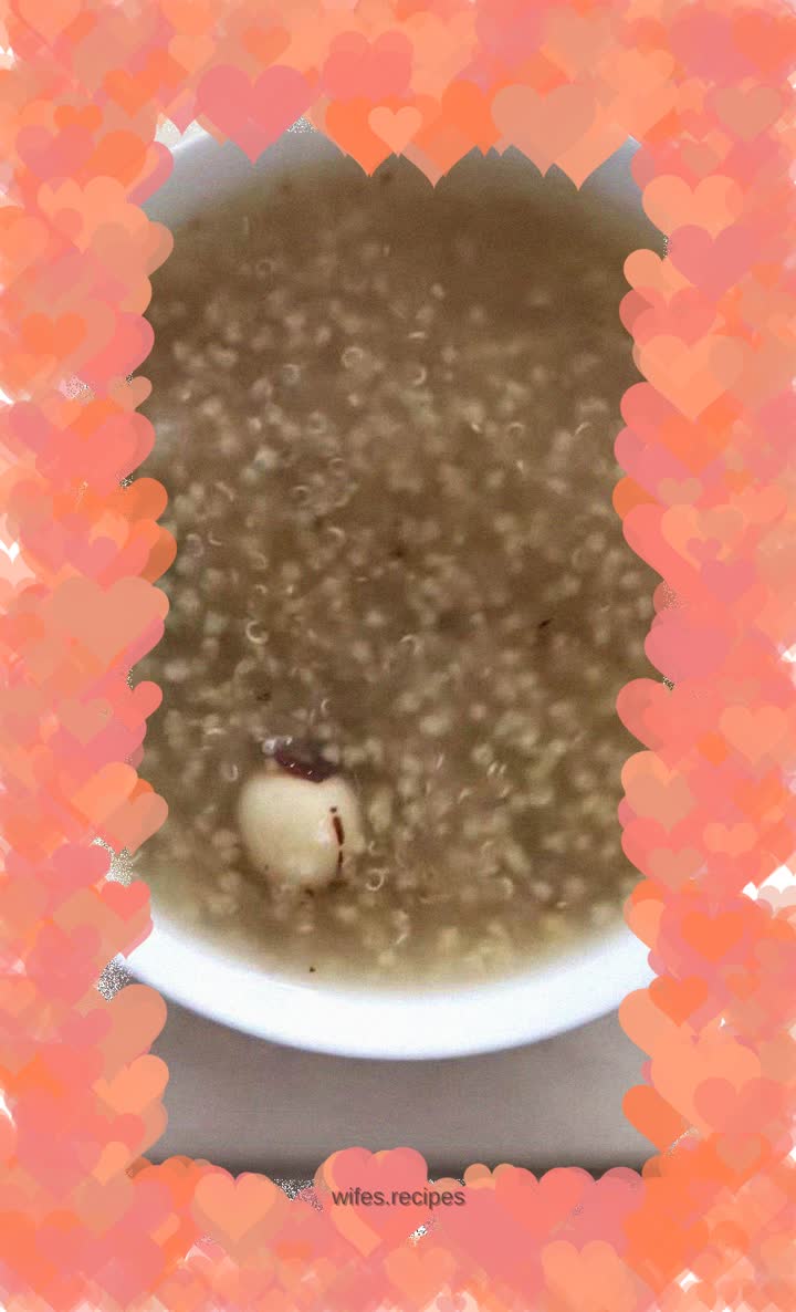 Quinoa and red date porridge