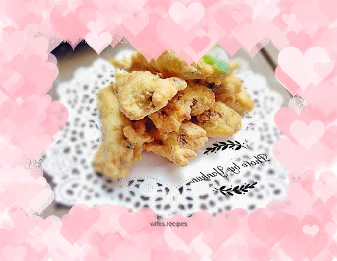 Dry fried small yellow croaker