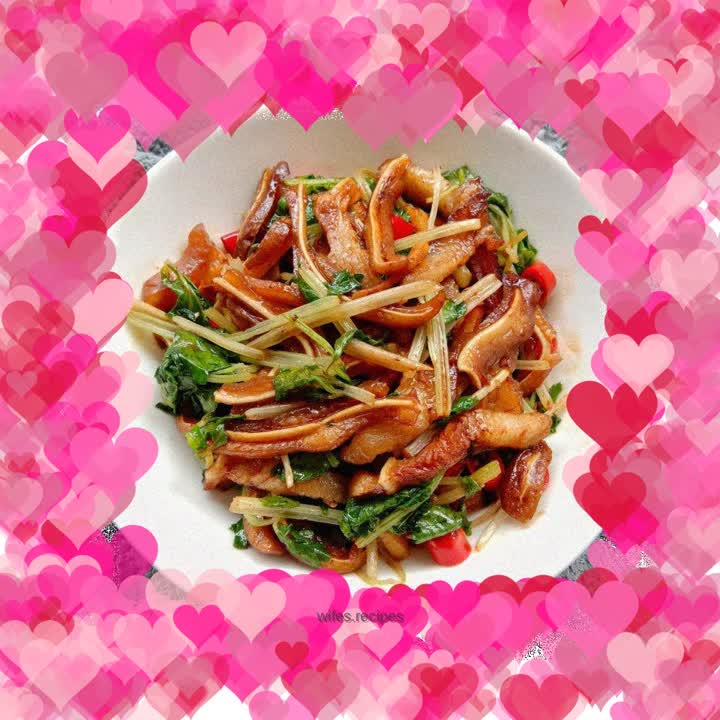 Stir-fried pig ears with parsley