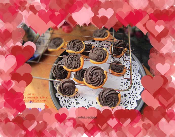 Snail Cookies (Viennese Cocoa Shortbread)