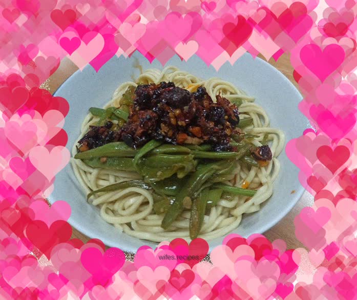 Beef Sauce Bean Shredded Pork Noodles